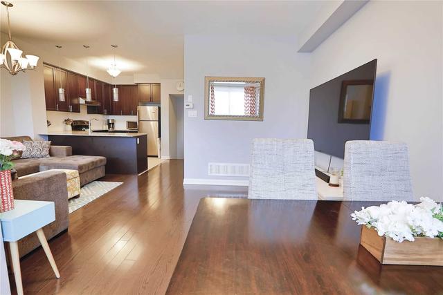 th 113 - 165 Hampshire Way, House attached with 2 bedrooms, 3 bathrooms and 2 parking in Milton ON | Image 5
