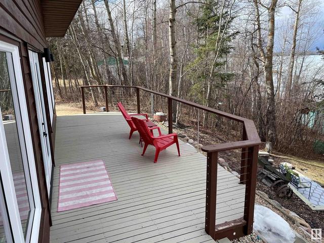 709 Meadows Av, House detached with 3 bedrooms, 1 bathrooms and null parking in Barrhead County No. 11 AB | Image 34