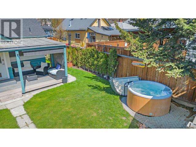807 Coronation Avenue, House detached with 2 bedrooms, 1 bathrooms and 1 parking in Kelowna BC | Image 27