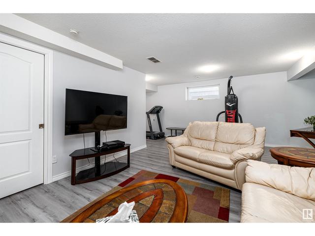 8903 180 Av Nw, House detached with 4 bedrooms, 2 bathrooms and null parking in Edmonton AB | Image 47
