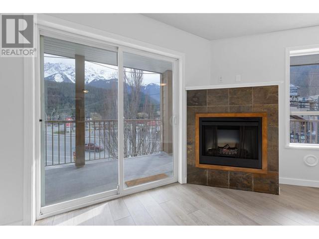 205 - 7331 Arbutus Street, Condo with 1 bedrooms, 1 bathrooms and 1 parking in Pemberton BC | Image 24