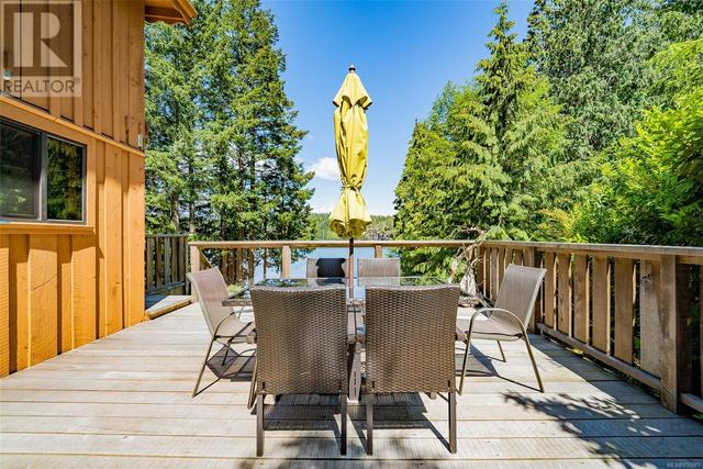 830 Austin Dr, House detached with 7 bedrooms, 3 bathrooms and 4 parking in Strathcona B BC | Image 58