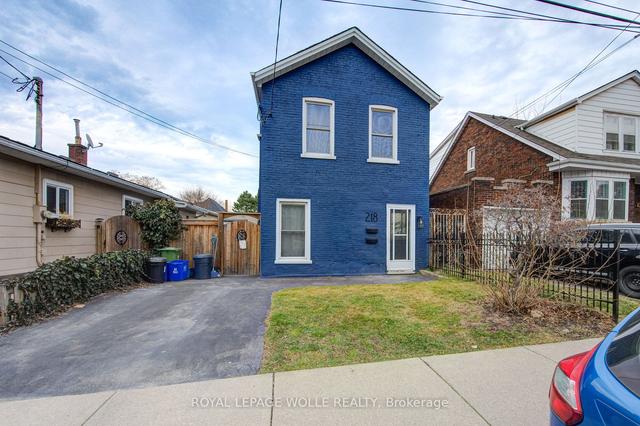 218 Catharine St N, House detached with 4 bedrooms, 2 bathrooms and 1 parking in Hamilton ON | Image 12