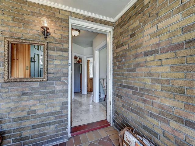 36 Eighth St, House semidetached with 3 bedrooms, 2 bathrooms and 1 parking in Toronto ON | Image 16