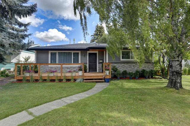 3508 Boulton Road Nw, House detached with 4 bedrooms, 3 bathrooms and 4 parking in Calgary AB | Image 8