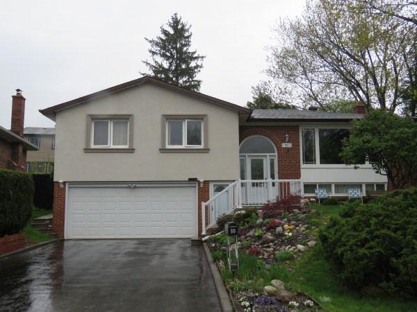 80 Aspenwood Dr, House detached with 3 bedrooms, 3 bathrooms and 4 parking in Toronto ON | Image 1