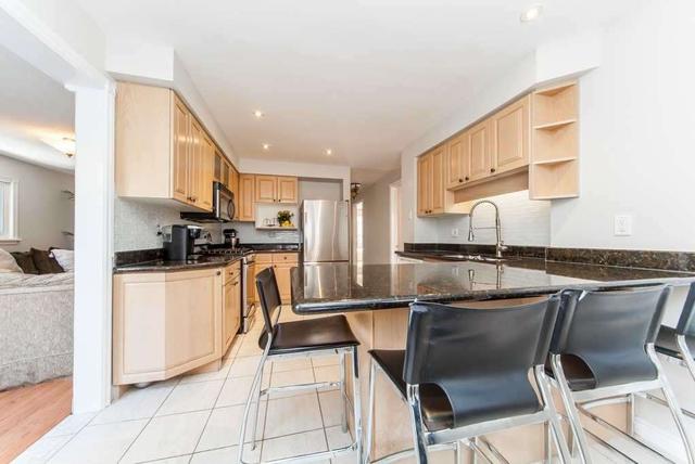 1285 Maple Ridge Dr, House detached with 4 bedrooms, 3 bathrooms and 6 parking in Pickering ON | Image 37