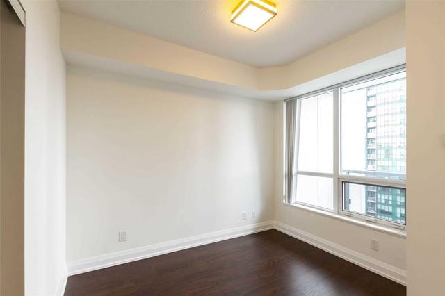 1502 - 2 Anndale Dr, Condo with 2 bedrooms, 2 bathrooms and 1 parking in Toronto ON | Image 10