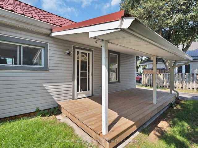 750 Walker St, House detached with 3 bedrooms, 2 bathrooms and 1 parking in London ON | Image 23