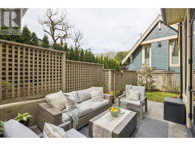 3871 Willow Street, House attached with 2 bedrooms, 2 bathrooms and null parking in Vancouver BC | Image 24