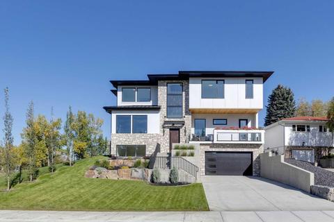 4559 Stanley Drive Sw, House detached with 5 bedrooms, 4 bathrooms and 4 parking in Calgary AB | Card Image