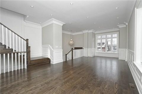 37 Roslin Ave, House detached with 4 bedrooms, 4 bathrooms and 3 parking in Toronto ON | Image 5