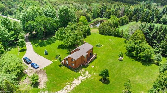 101117 10 Sideroad Sideroad, House detached with 4 bedrooms, 2 bathrooms and 10 parking in East Garafraxa ON | Image 4