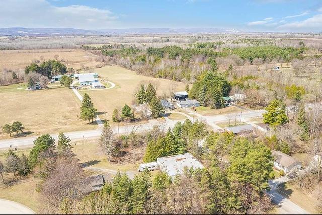 7613 Highway 26, House detached with 4 bedrooms, 2 bathrooms and 11 parking in Clearview ON | Image 10
