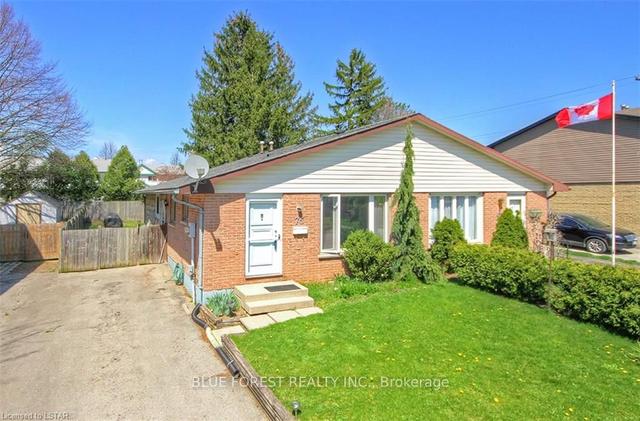 75 Brennan Dr, House semidetached with 3 bedrooms, 2 bathrooms and 3 parking in Strathroy Caradoc ON | Image 21