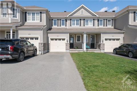 577 Barrick Hill Road, House attached with 3 bedrooms, 2 bathrooms and 3 parking in Ottawa ON | Card Image