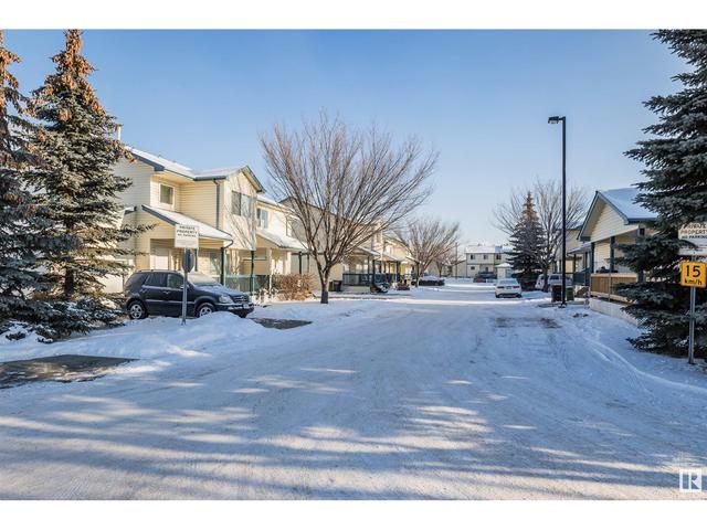 135 - 10909 106 St Nw Nw, House attached with 3 bedrooms, 1 bathrooms and 2 parking in Edmonton AB | Image 19
