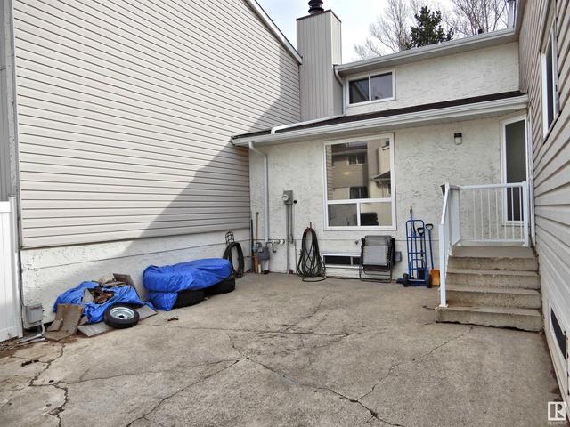 14559 121 St Nw, House attached with 3 bedrooms, 1 bathrooms and null parking in Edmonton AB | Image 2