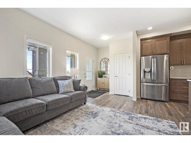 17476 76 St Nw, House semidetached with 3 bedrooms, 2 bathrooms and null parking in Edmonton AB | Image 8