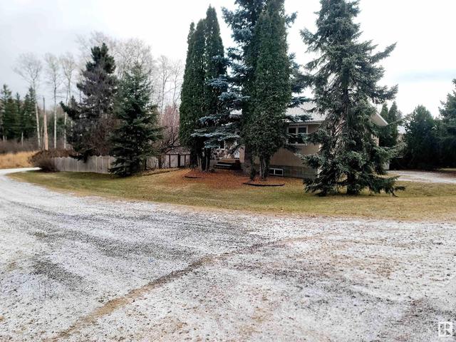 603 14 Ave, House detached with 4 bedrooms, 2 bathrooms and null parking in Cold Lake AB | Image 17