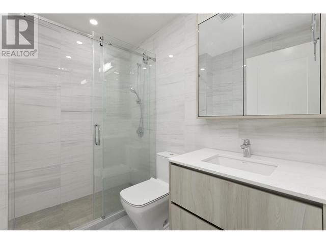 205 - 488 W 58th Avenue, Condo with 2 bedrooms, 2 bathrooms and 1 parking in Vancouver BC | Image 11