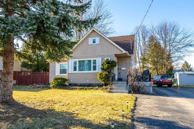 39 Dunsdon St, House detached with 3 bedrooms, 2 bathrooms and 4 parking in Brantford ON | Image 12