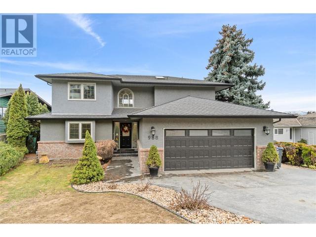 988 Monashee Place, House detached with 6 bedrooms, 3 bathrooms and 4 parking in Kelowna BC | Image 1