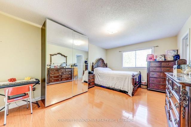 336a Aylesworth Ave, House detached with 3 bedrooms, 4 bathrooms and 3 parking in Toronto ON | Image 13