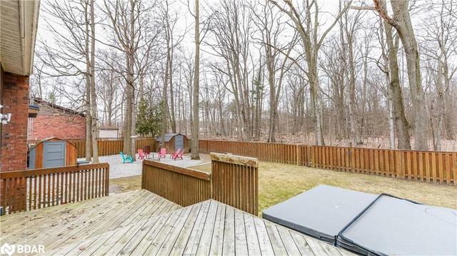 3914 Rosemary Lane, House detached with 3 bedrooms, 2 bathrooms and 5 parking in Innisfil ON | Image 20