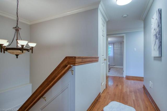 2 Bond Court, House detached with 4 bedrooms, 3 bathrooms and 4 parking in Guelph ON | Image 32