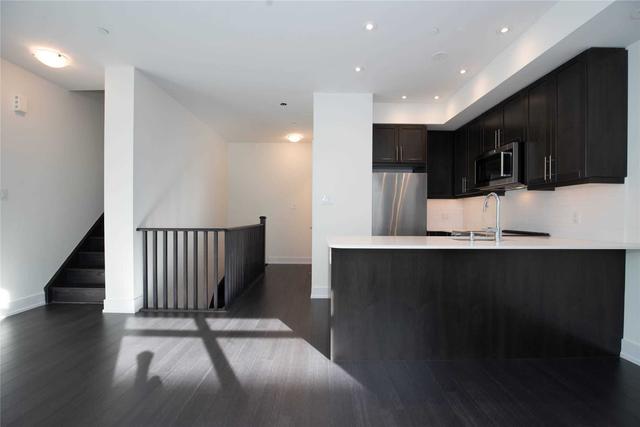 11 - 52 Holmes Ave, Townhouse with 2 bedrooms, 2 bathrooms and 1 parking in Toronto ON | Image 27