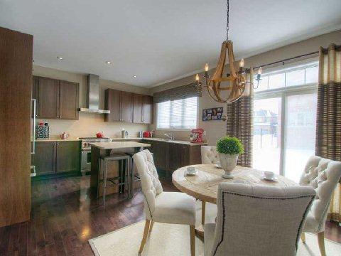 80 Greendale Ave, House detached with 4 bedrooms, 3 bathrooms and 3 parking in Toronto ON | Image 3