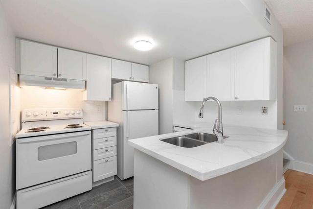 Th 16 - 83 Lillian St, Townhouse with 2 bedrooms, 2 bathrooms and 1 parking in Toronto ON | Image 5