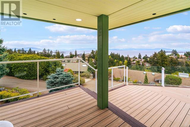 Stunning views from the main entryway | Image 46