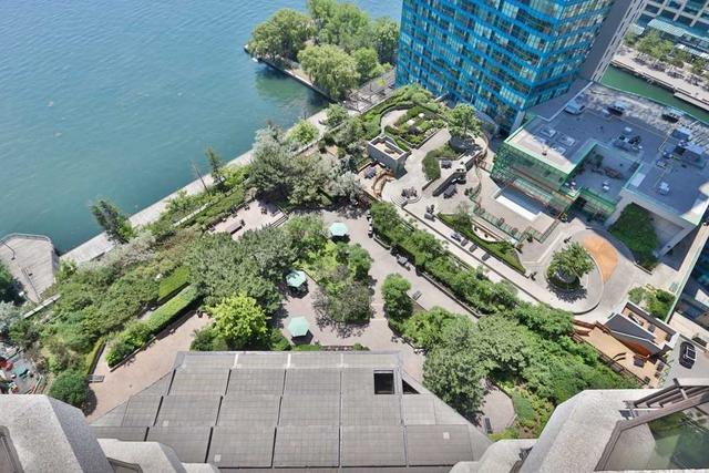 409 - 55 Harbour Sq, Condo with 1 bedrooms, 1 bathrooms and 1 parking in Toronto ON | Image 21