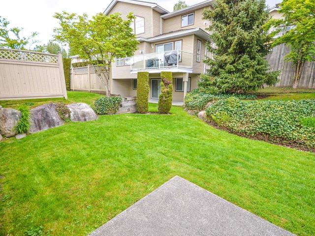 1146 O'flaherty Gate, House attached with 3 bedrooms, 2 bathrooms and null parking in Port Coquitlam BC | Image 33