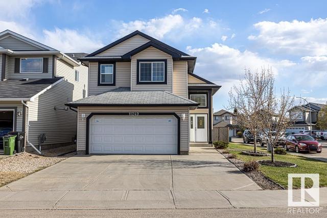 11249 167a Av Nw, House detached with 5 bedrooms, 3 bathrooms and null parking in Edmonton AB | Card Image