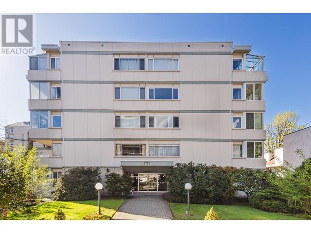 102 - 1750 Esquimalt Avenue, Condo with 2 bedrooms, 1 bathrooms and 1 parking in West Vancouver BC | Image 26