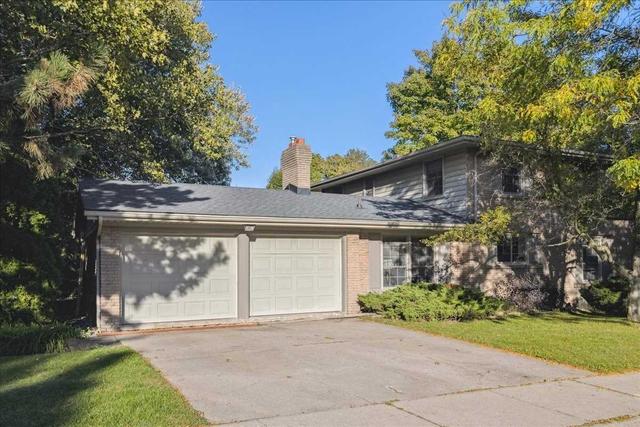 2147 Canterbury Dr, House detached with 4 bedrooms, 3 bathrooms and 4 parking in Burlington ON | Image 23