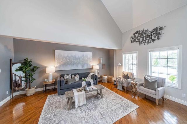 44 Royal Estate Dr, House detached with 4 bedrooms, 4 bathrooms and 13 parking in Kawartha Lakes ON | Image 3