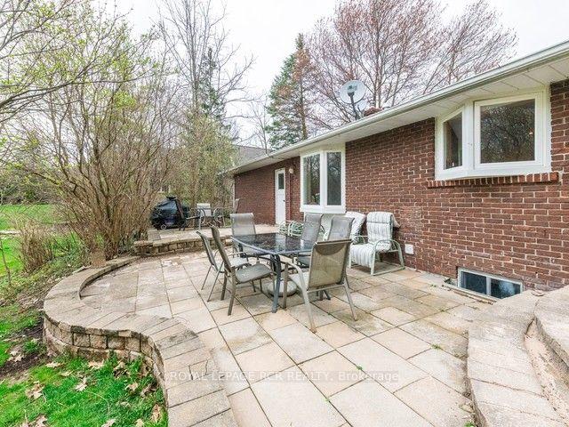 10588 Eighth Line, House detached with 3 bedrooms, 2 bathrooms and 10 parking in Halton Hills ON | Image 26