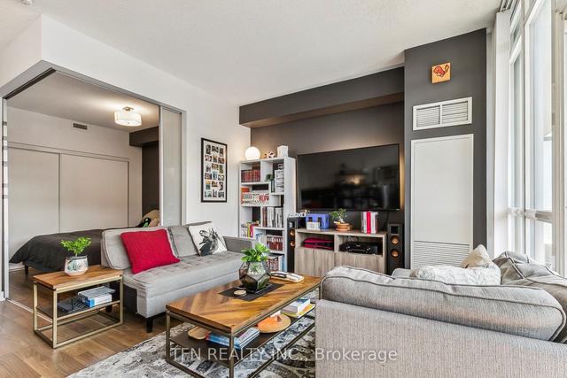 906 - 775 King St W, Condo with 1 bedrooms, 1 bathrooms and 1 parking in Toronto ON | Image 7