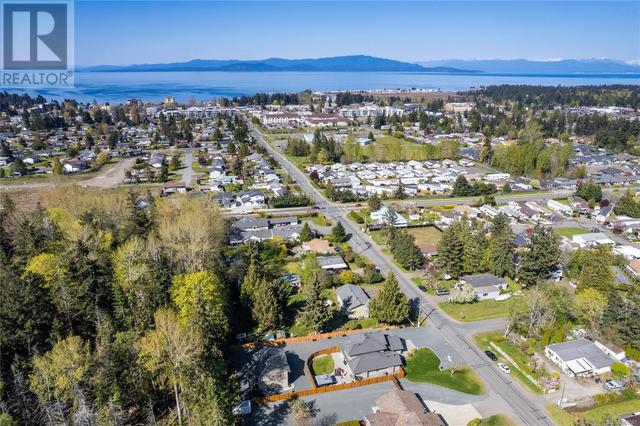 423 Craig St, House detached with 5 bedrooms, 4 bathrooms and 12 parking in Parksville BC | Image 69