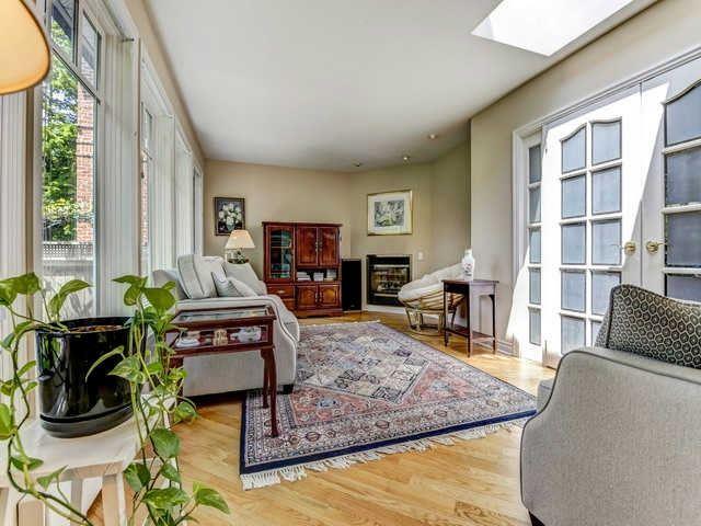 104 Yonge Blvd, House detached with 3 bedrooms, 3 bathrooms and 3 parking in Toronto ON | Image 11