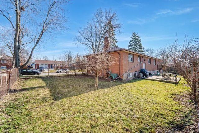 1478 Wise Ave, House detached with 3 bedrooms, 1 bathrooms and 4 parking in Burlington ON | Image 10