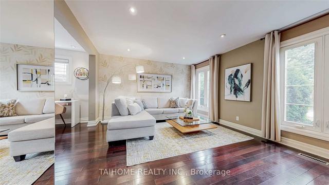 31 Stubbswood Sq, House detached with 3 bedrooms, 4 bathrooms and 6 parking in Toronto ON | Image 20