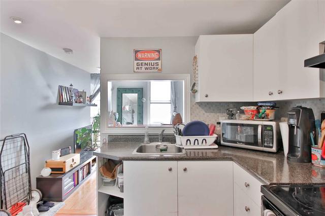 686 Gerrard St E, House attached with 3 bedrooms, 4 bathrooms and 0 parking in Toronto ON | Image 13