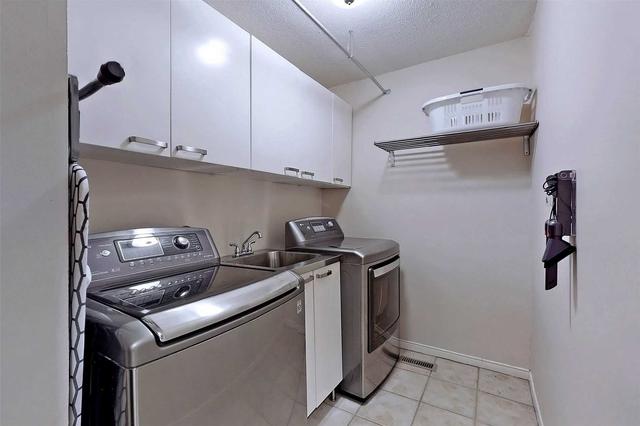 81 Beaumont Pl, Townhouse with 3 bedrooms, 3 bathrooms and 2 parking in Vaughan ON | Image 27