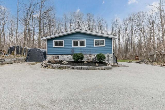 19 Lakeland Dr, House detached with 3 bedrooms, 2 bathrooms and 10 parking in Tiny ON | Image 1