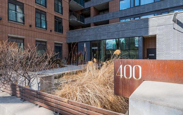 710 - 400 Wellington St W, Condo with 2 bedrooms, 2 bathrooms and 1 parking in Toronto ON | Image 2